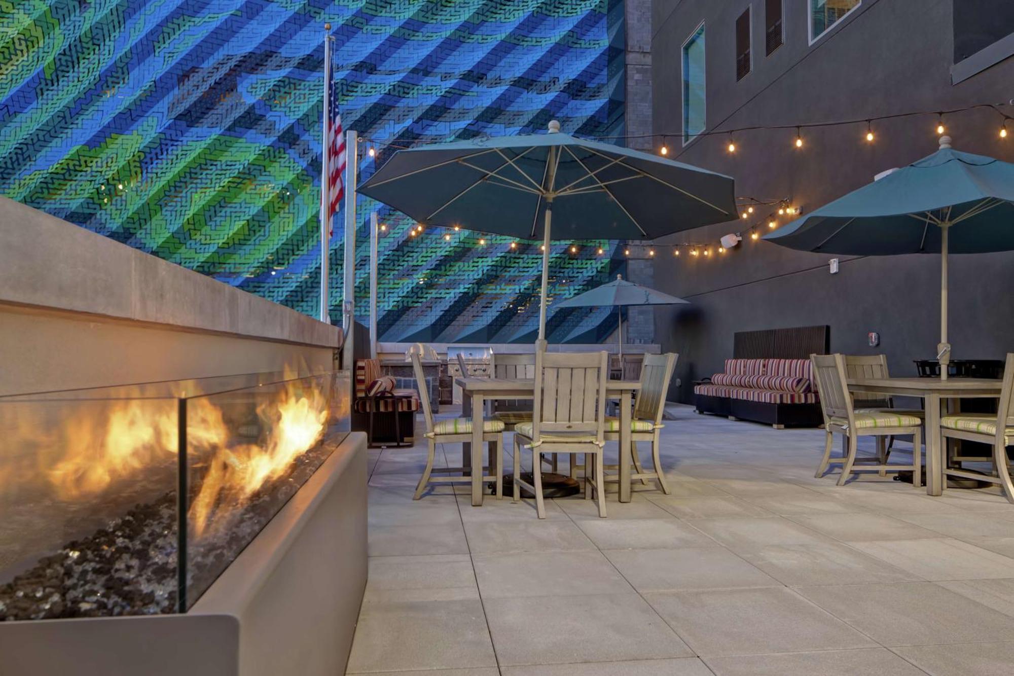 Home2 Suites By Hilton Charlotte Uptown Εξωτερικό φωτογραφία